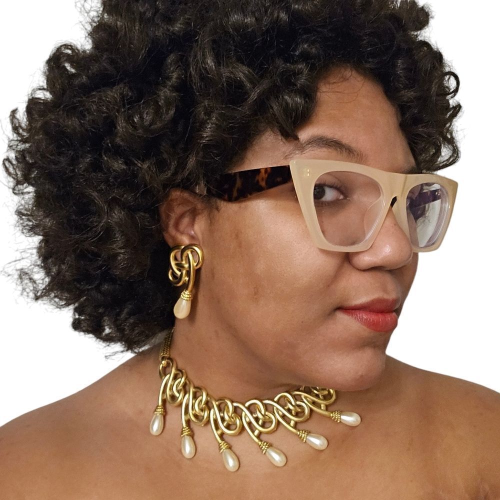 Large Vintage Matte Gold Knot & Pearl Drop Clip-On Earrings/Necklace Set | Circa